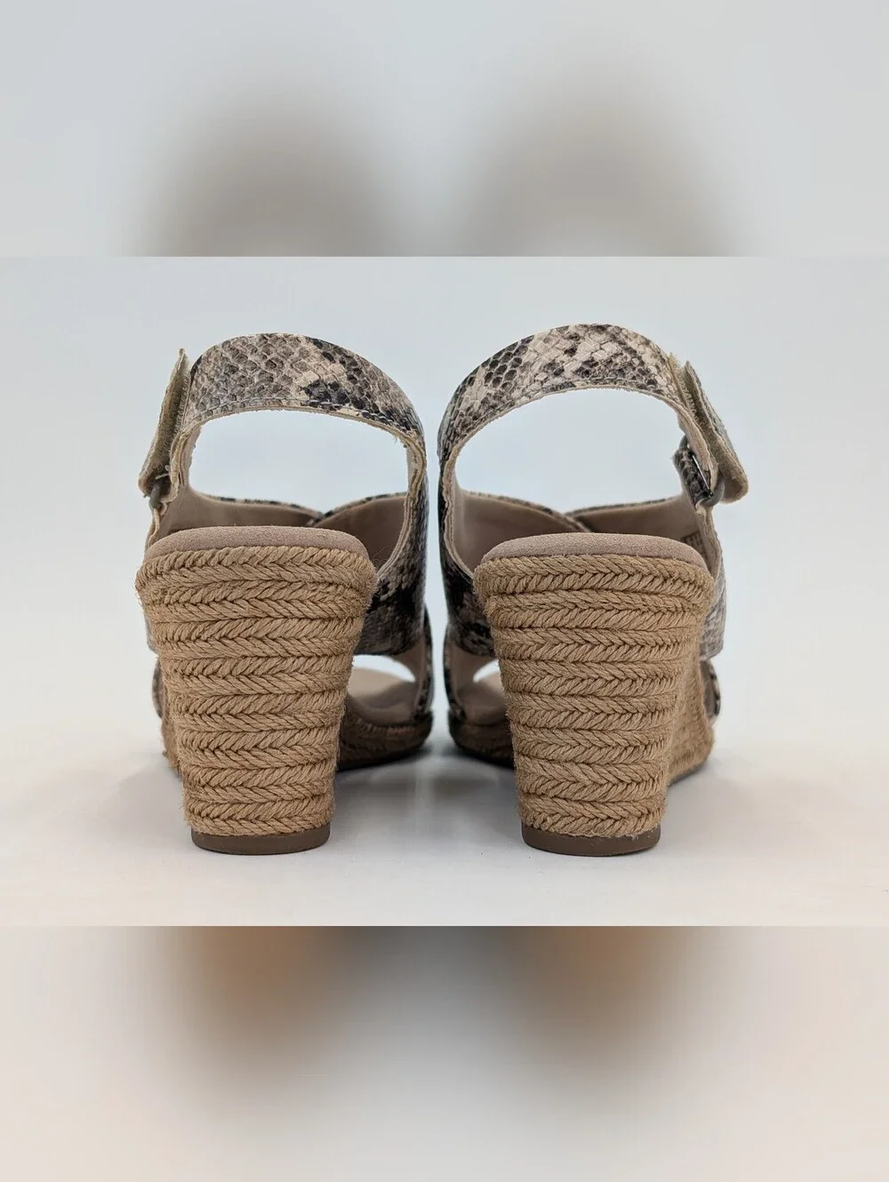 Clarks Collection Lafley Alaine Sz 9W Taupe Snake Print Espadrille Wedge Sandal